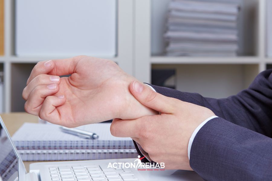 Carpal tunnel hand therapy treatment | action rehab