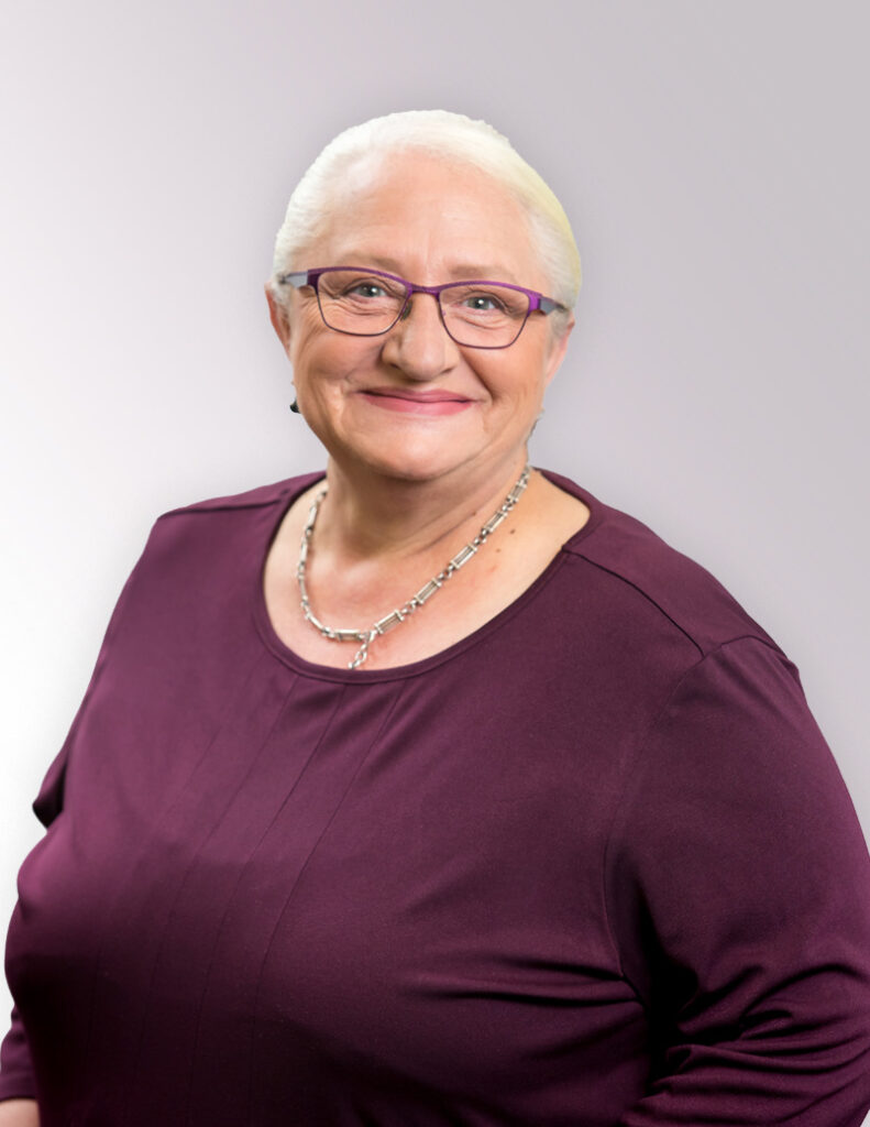 Deb Biffin - Senior Conveyancing Paralegal | CLO Lawyers Toowoomba