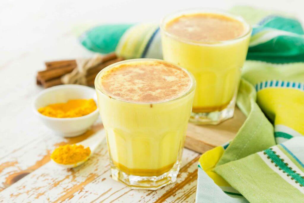 Turmeric lattes won't turn natural teeth yellow
