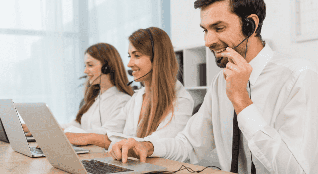 people-working-call-center people working call center