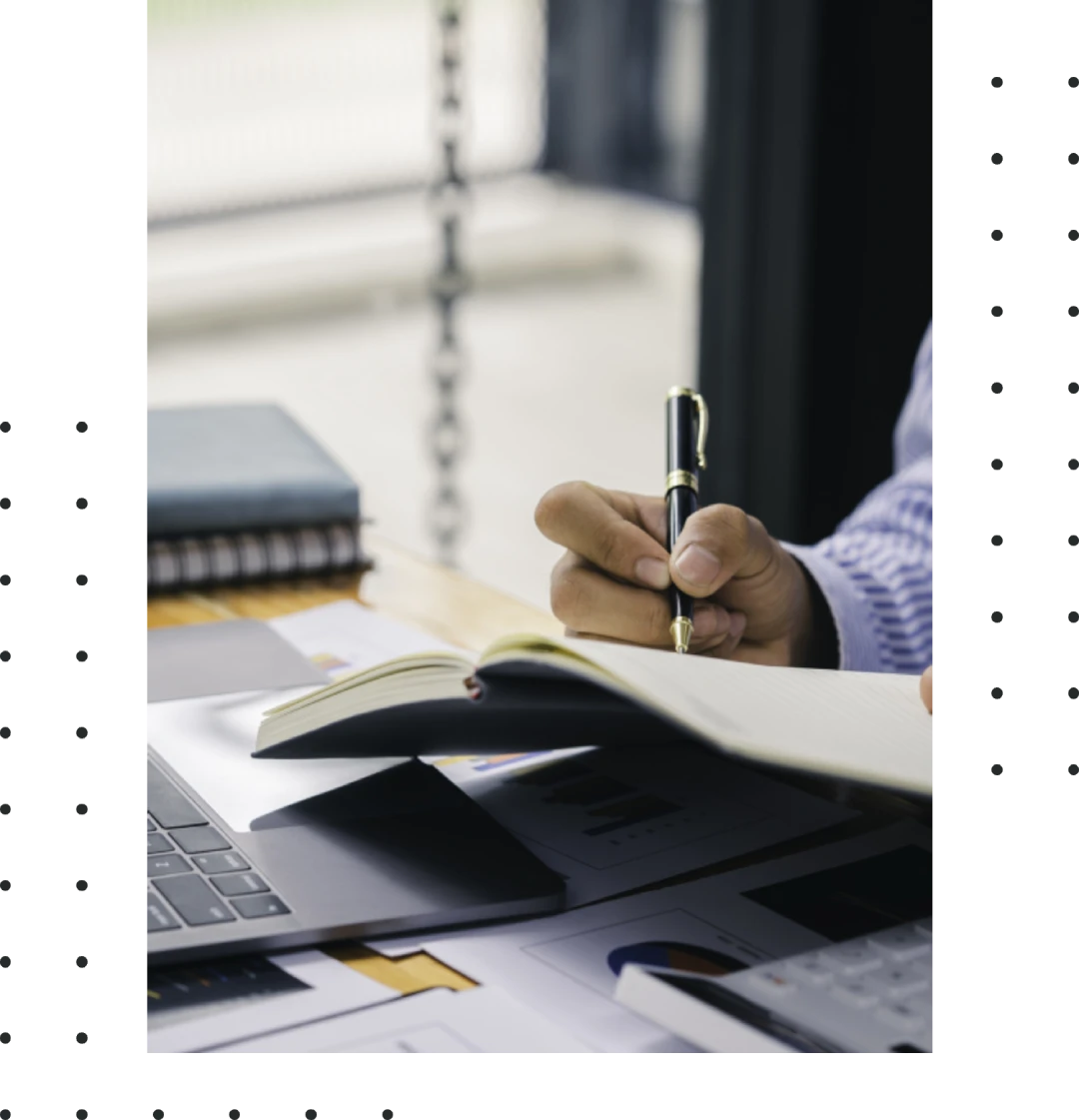 Financial Services Copywriter