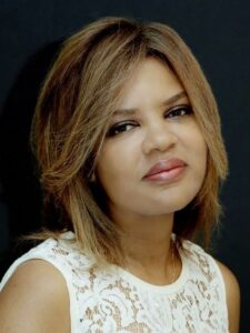 Danielle-Paige-author