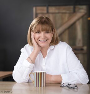 fiona mcintosh author