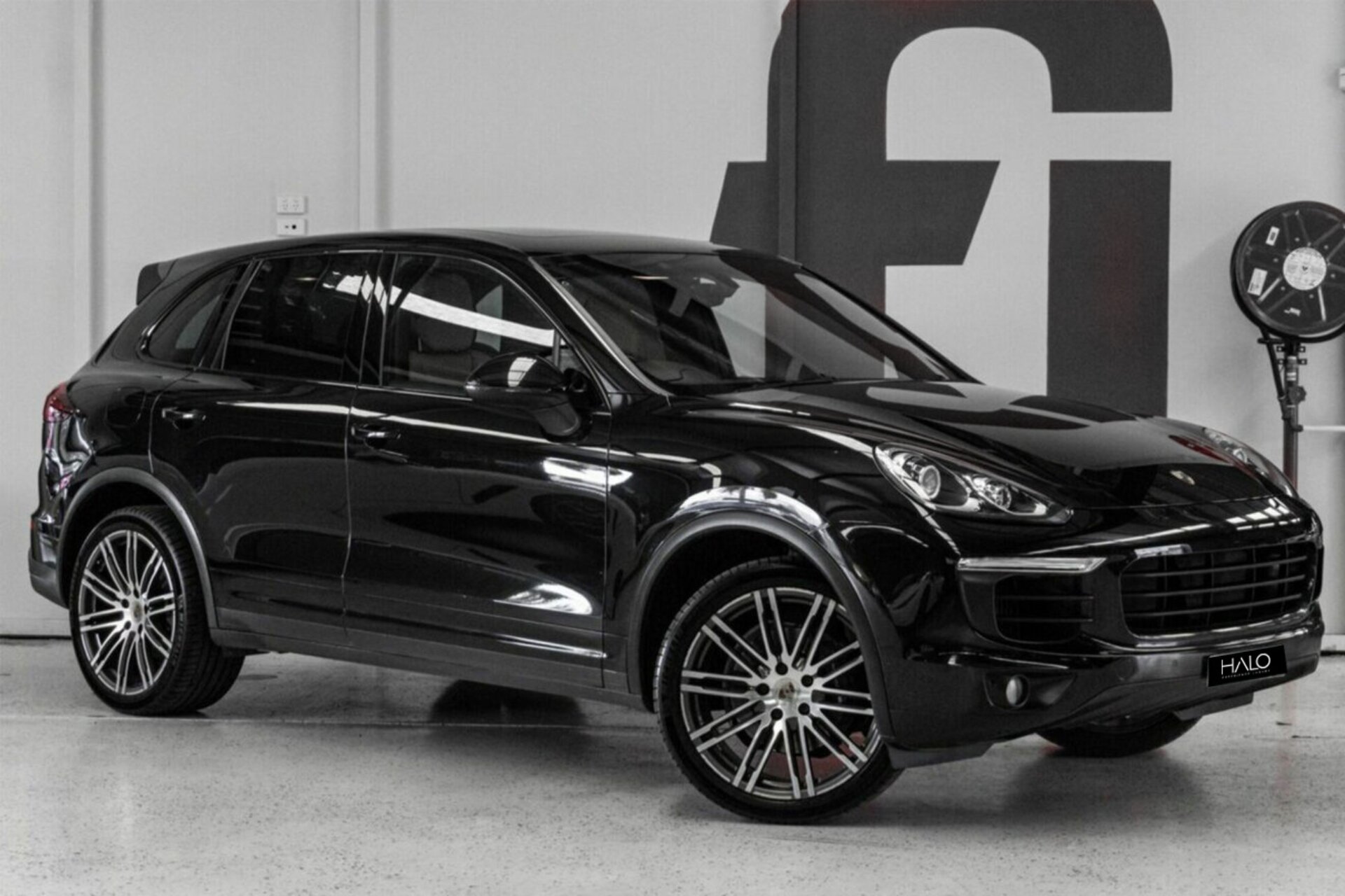 2015 Porsche Cayenne Halo Rentals Luxury Car Hire in Brisbane