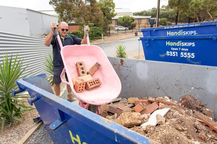 Low Cost, Easy Load Skip Hire Christies Beach