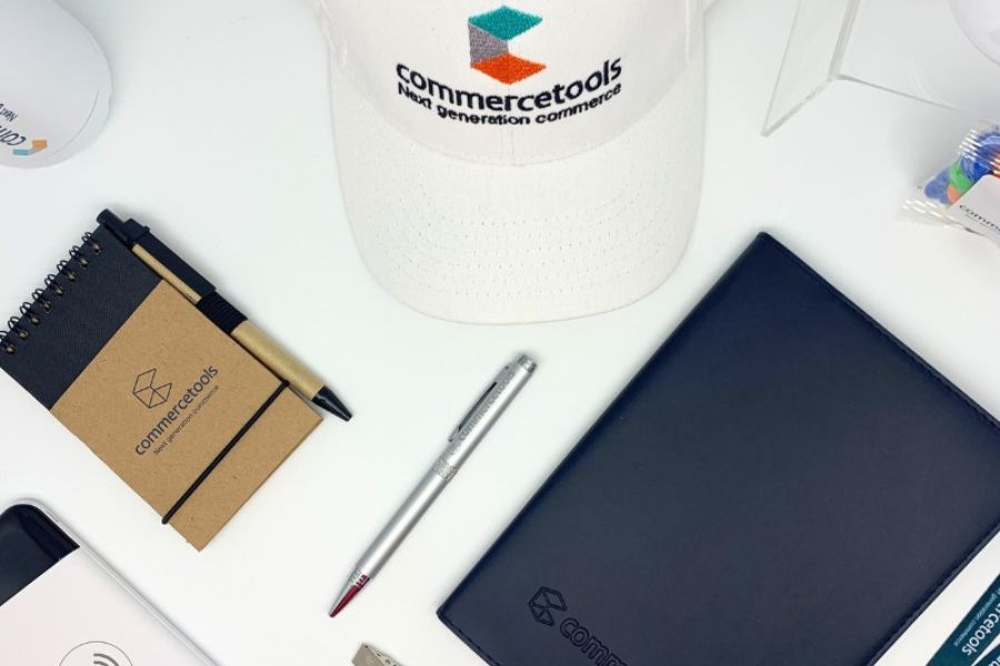 CREATIVE CORPORATE GIFTING