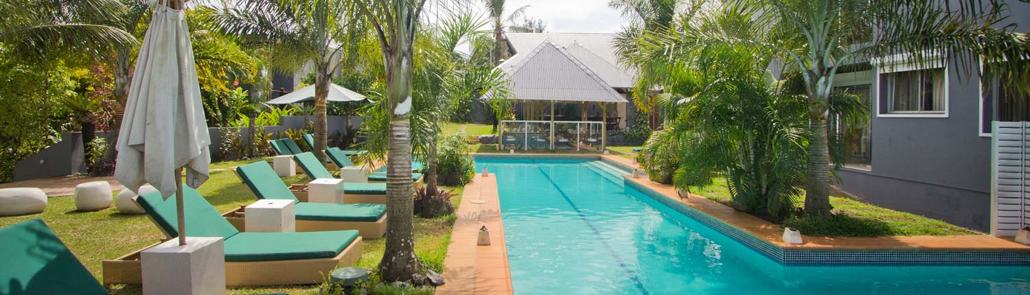 Coconut Palms Resort, Vanuatu - Poolside
