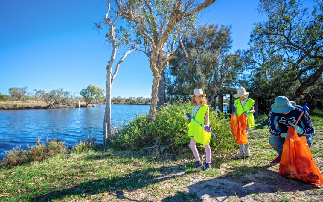 Clean up Month: Cantwell Park, Shire of Murray & Peel-Harvey Catchment Council