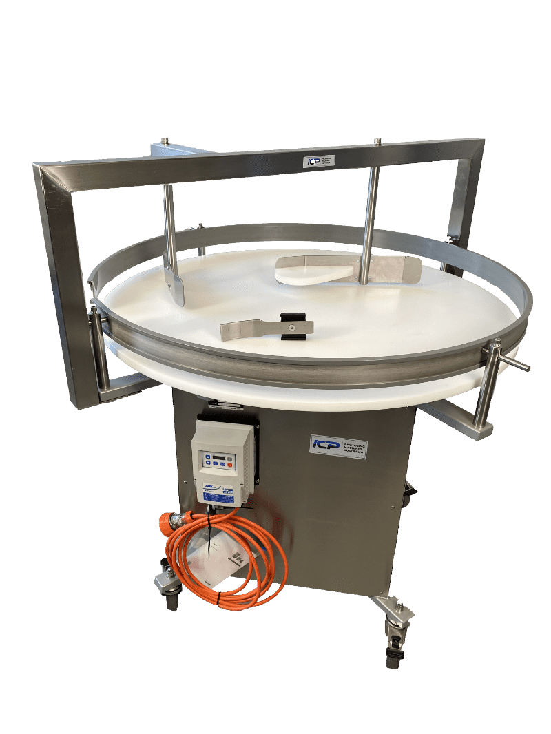 ICP sorting table for feeding containers onto a conveyor