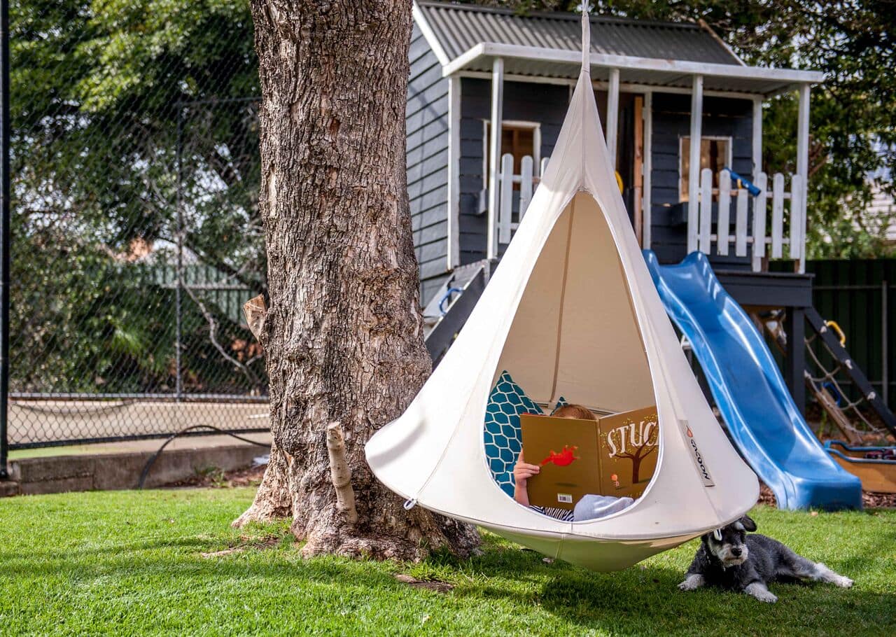 Cacoon hanging outlet tent