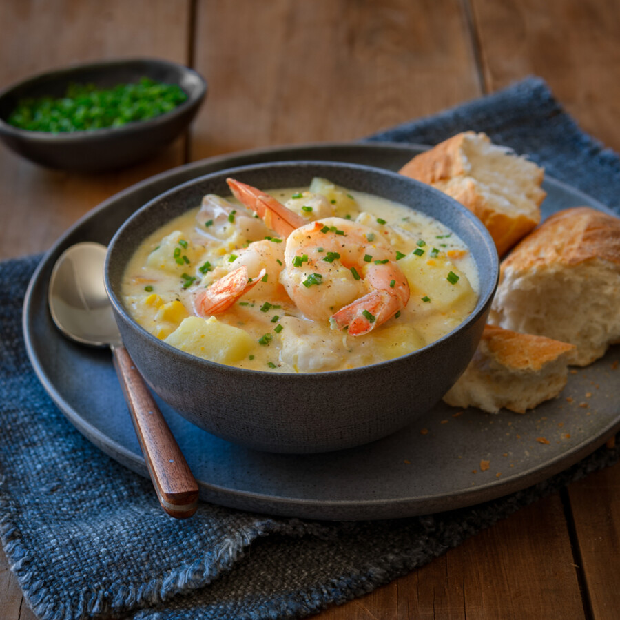 Creamy Seafood and Potato Chowder - Spudlite