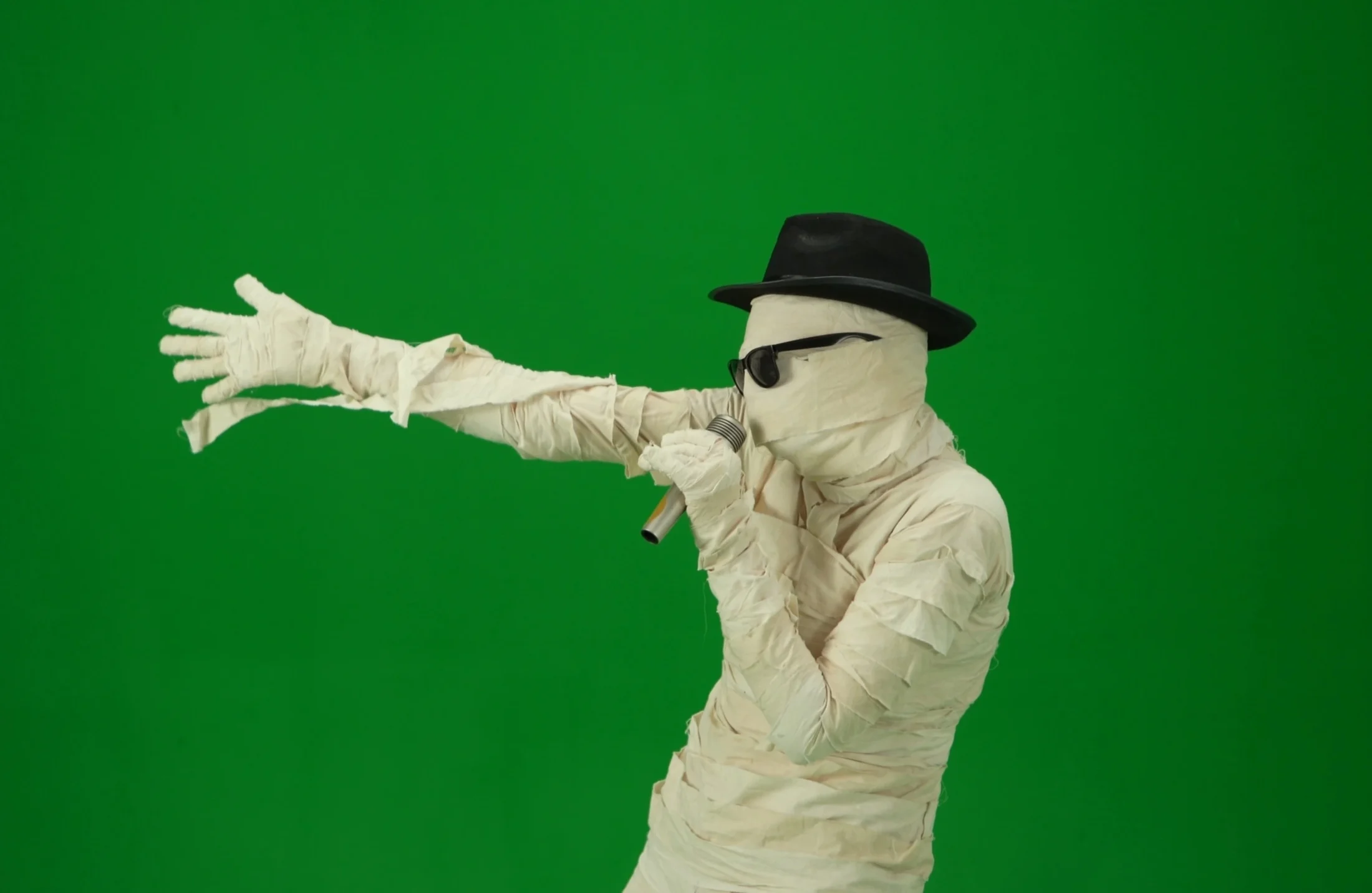 halloween in australia; person wrapped in toilet paper for a Mummy halloween costume | Swoosh Finance