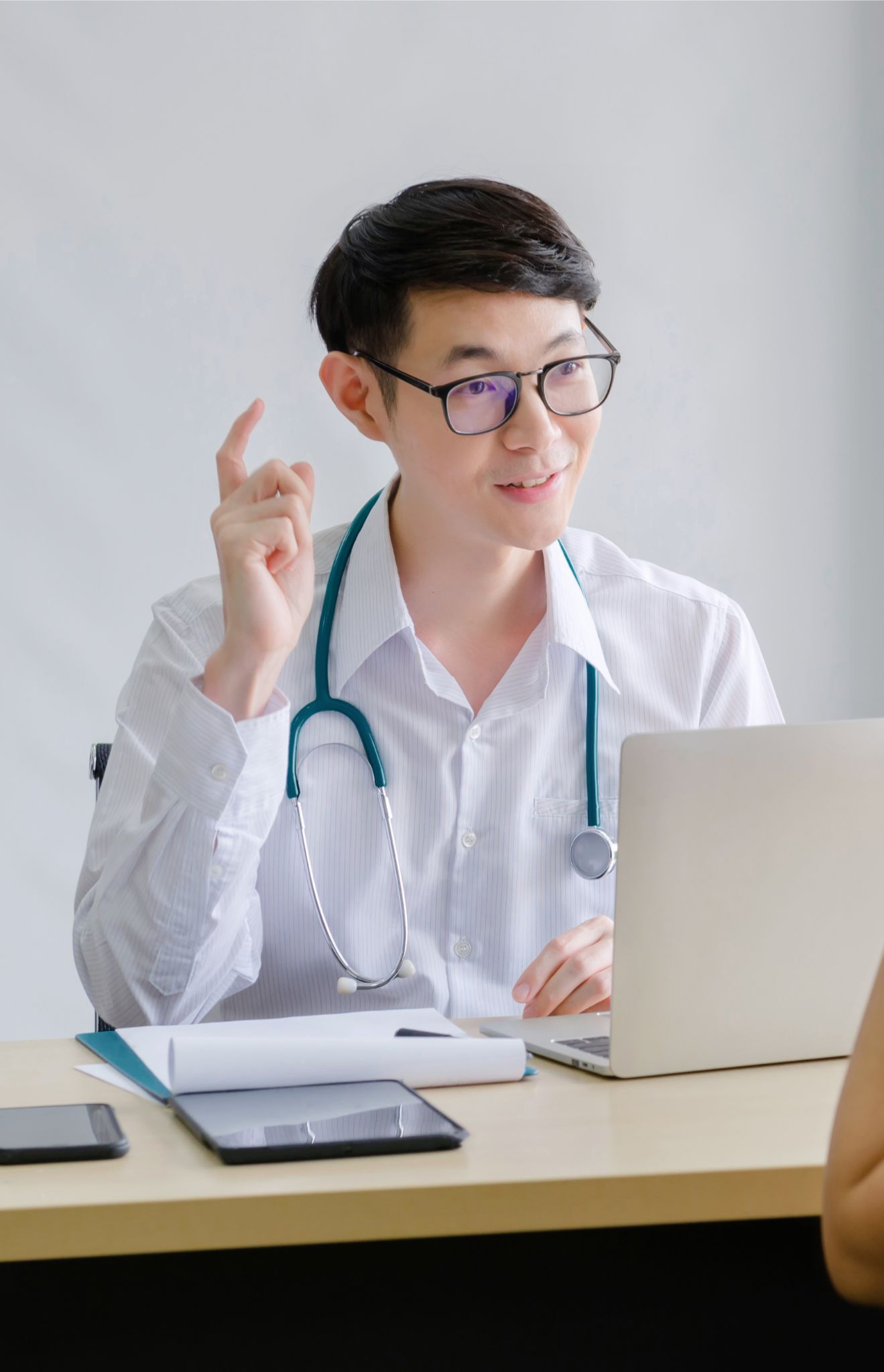 Psychiatry-focused HIPAA-certified virtual assistant handling scheduling, EMR updates, and insurance verification on secure healthcare systems